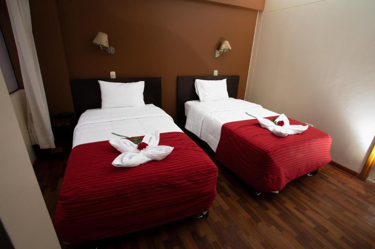 Kapac Hotel 2*
